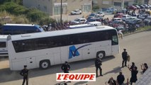 le bus du Havre escorté et sifflé - Foot - L2 - Prébarrage