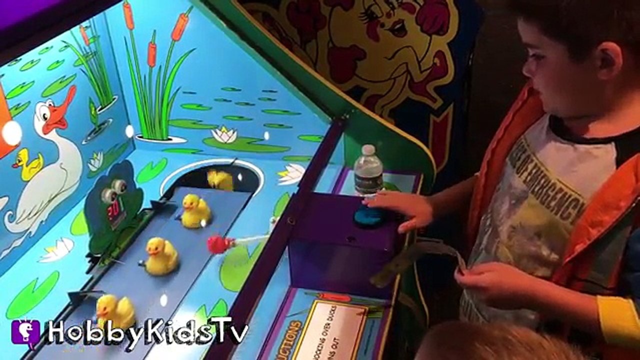 Winning Toys at The ARCADE with HobbyKidsTV