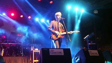 'Manuş Baba' Tekirdağ'da konser verdi - TEKİRDAĞ