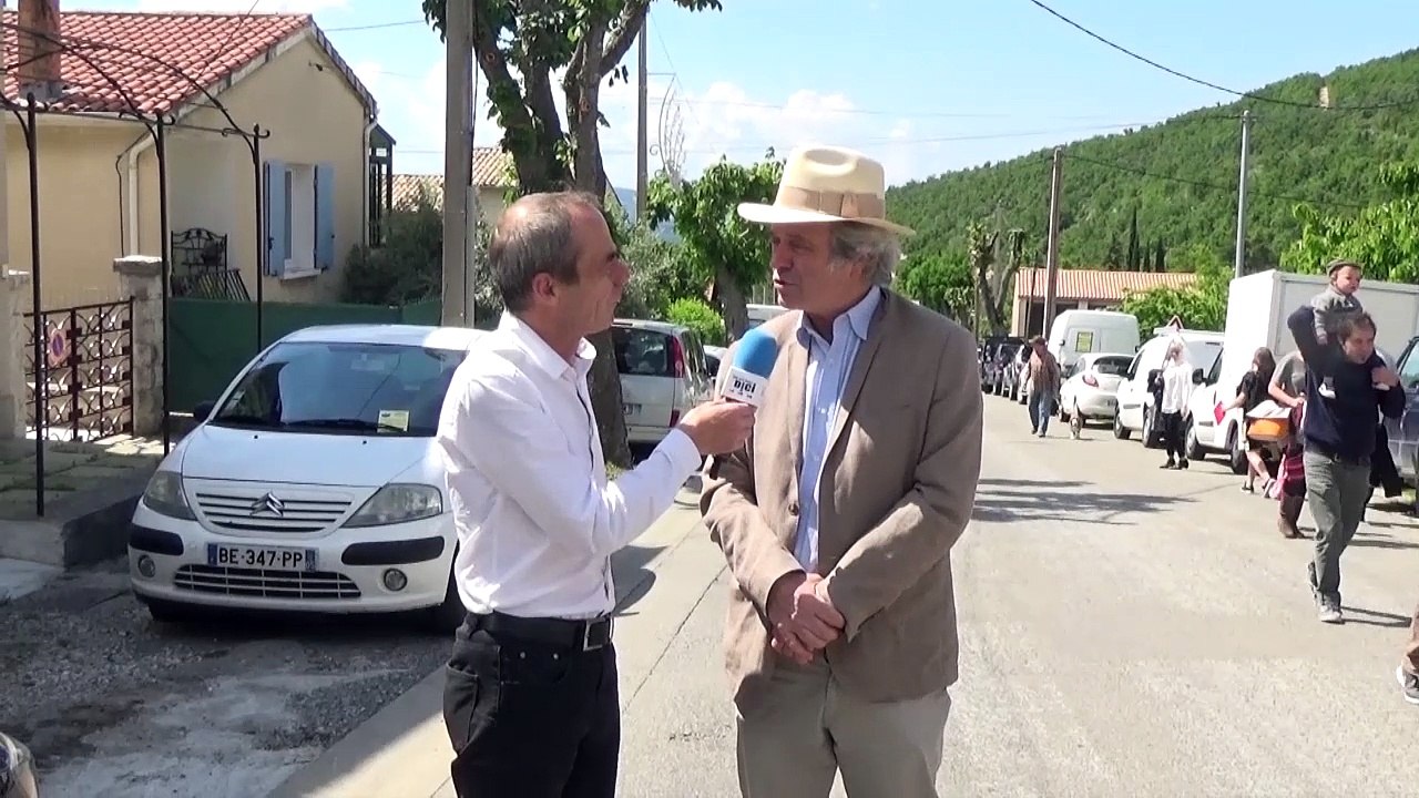 D!CI TV : Rencontre à Banon avec Franz-Olivier Giesbert toujours décidé à ne pas tomber dans le politiquement correct