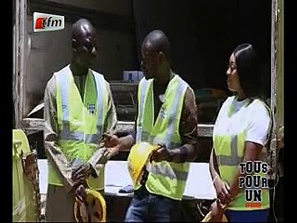 L'incroyable Surprise de Pape Cheikh Diallo et son équipe pour une famille
