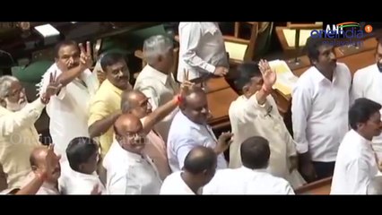 Karnataka Election 2018: കര്‍ണ്ണാടകത്തില്‍  വിശ്വാസവോട്ട് വ്യാഴാഴ്ച്ച | Oneindia Malayalam