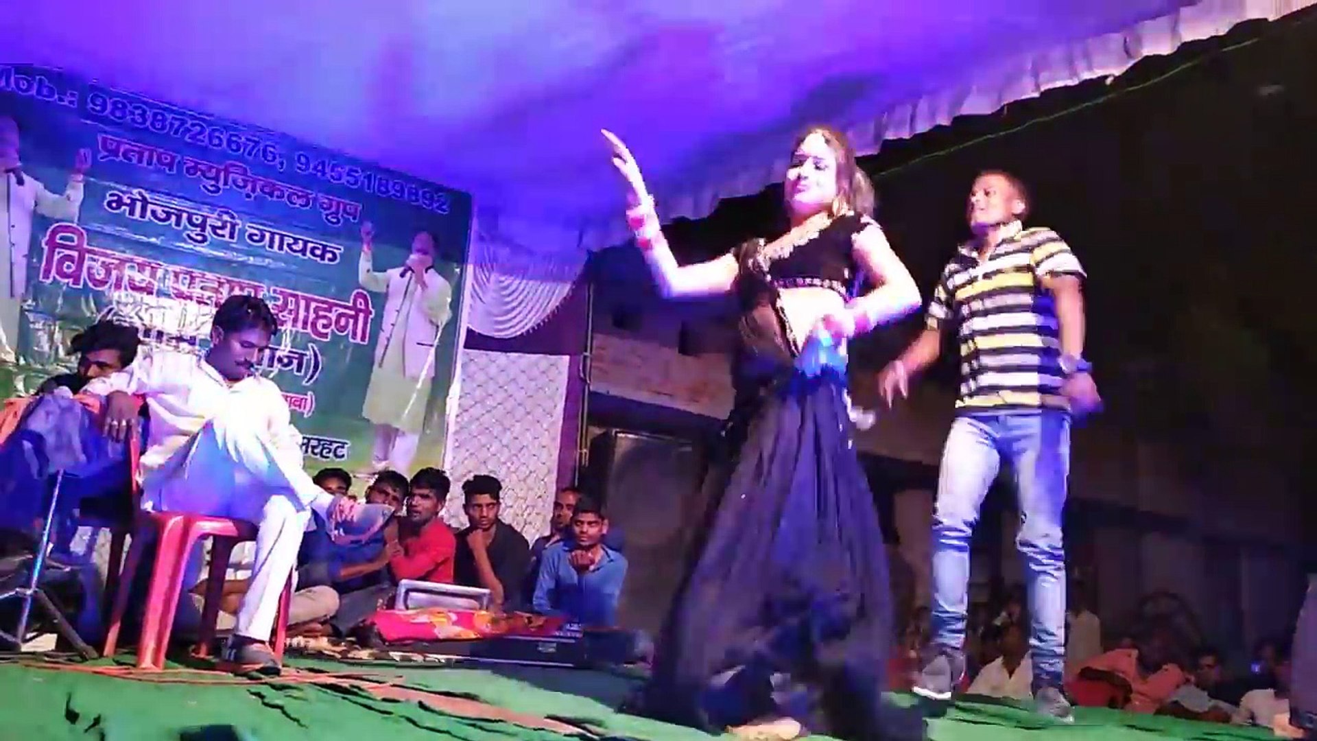 ⁣Bhojpuri Arkestra Hot Video
