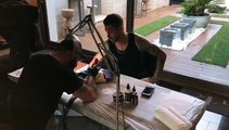 Sergio Ramos se hace un nuevo tatuaje con su rap de fondo