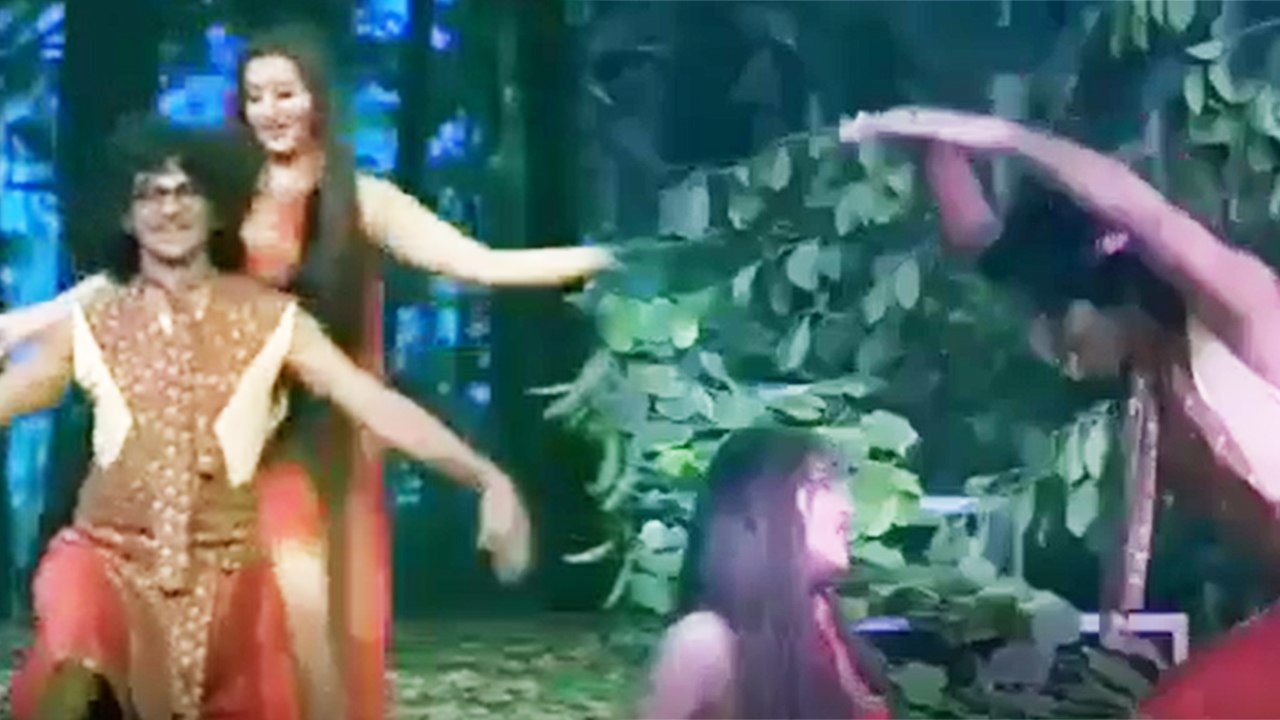 Shilpa Shinde and Sunil Grover SIZZLE in NAAGIN DANCE; Video goes VIRAL। FilmiBeat