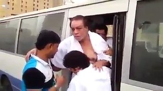 India's Well Known Actor Kader Khan Performing Hajj, Exclusive Video