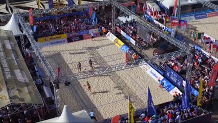 Plaj Voleybolu Dünya Turu'nda Sırbistan ve Küba Zirvede