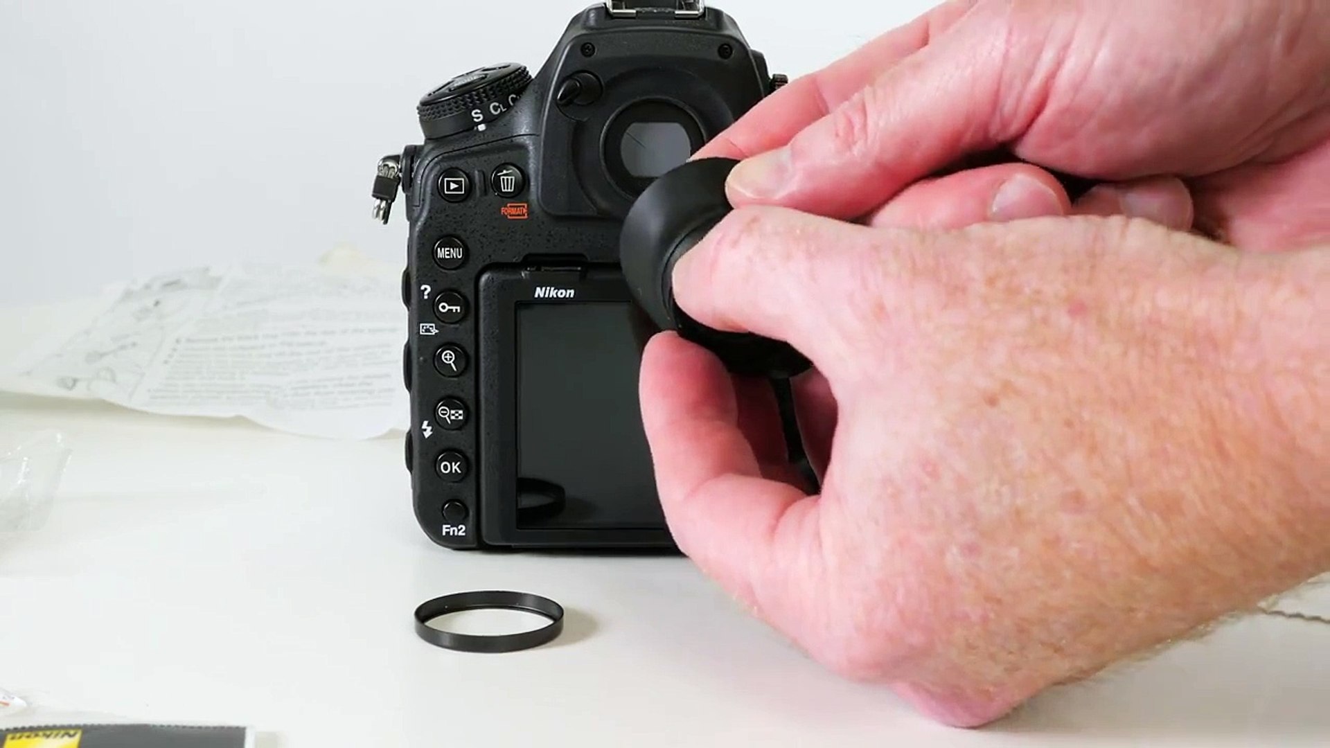 How To Install Nikon Dk 19 Rubber Eye Cup On The Nikon D850 Video Dailymotion