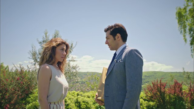 Ufak Tefek Cinayetler 30. Bölüm Semiha Yankı - Sıcak Sımsıcaksın