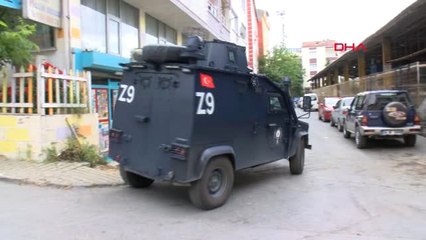 Sultangazi'da Market Soygunu; Soyuldular Ama Çalışmaya Devam Ettiler