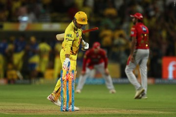 IPL 2018: ധോണിയെ തേടി ആ വമ്പന്‍ റെക്കോര്‍ഡുമെത്തി | Oneindia Malayalam