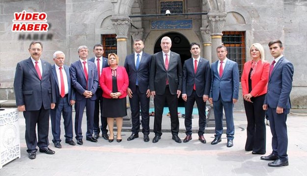 (21 Mayıs 2018) MHP İL BAŞKANLIĞI 27. DÖNEM MİLLETVEKİLİ ADAYLARINI KURBAN KESEREK TANITTI…