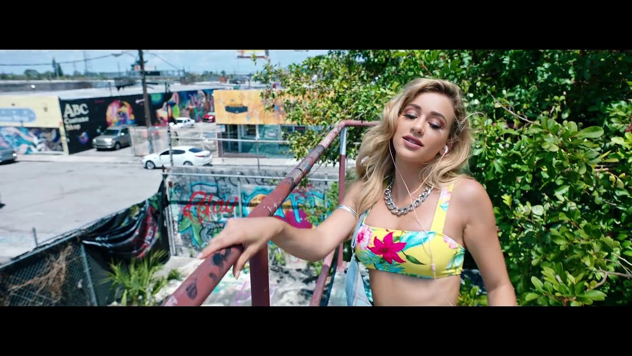 Ozuna - Única (Video Oficial)