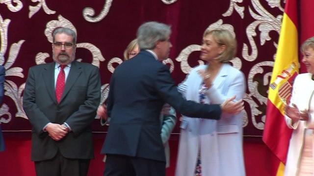 Garrido jura el cargo de presidente arropado por el PP