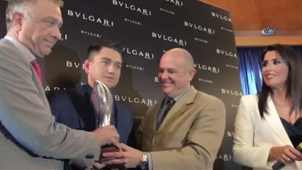 Cengiz Ünder'e en başarılı yabancı oyuncu ödülü