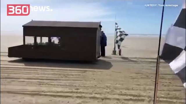 “Shtëpia në rrota” thyen rekordin e shpejtësisë në plazhin e Uellsit (360video)