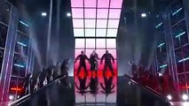 Christina Aguilera & Demi Lovato - Fall in Line (live at 2018 Billboard Music Aw