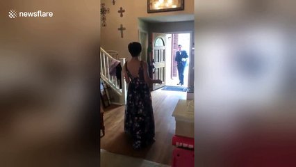 Teen surprises prom date by walking by herself for first time after accident