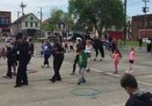 Cleveland Police Horse Shows Off His Best Moves Dancing to 'Cupid Shuffle'