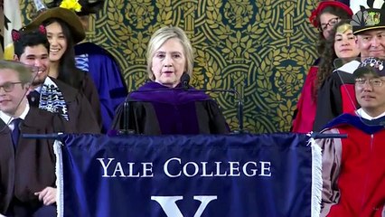 Clinton sports Russian hat during Yale speech