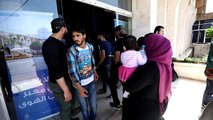 مئات السوريين يعبرون من تركيا إلى شمال سوريا لقضاء إجازات رمضان