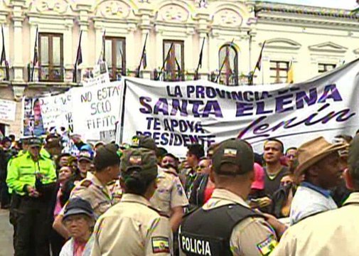Familiares del militar desaparecido realizaron un plantón en exteriores en el Palacio de Carondelet