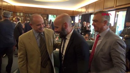 Cengiz Ünder'e En İyi Yabancı Genç Oyuncu Ödülü-1-Hd