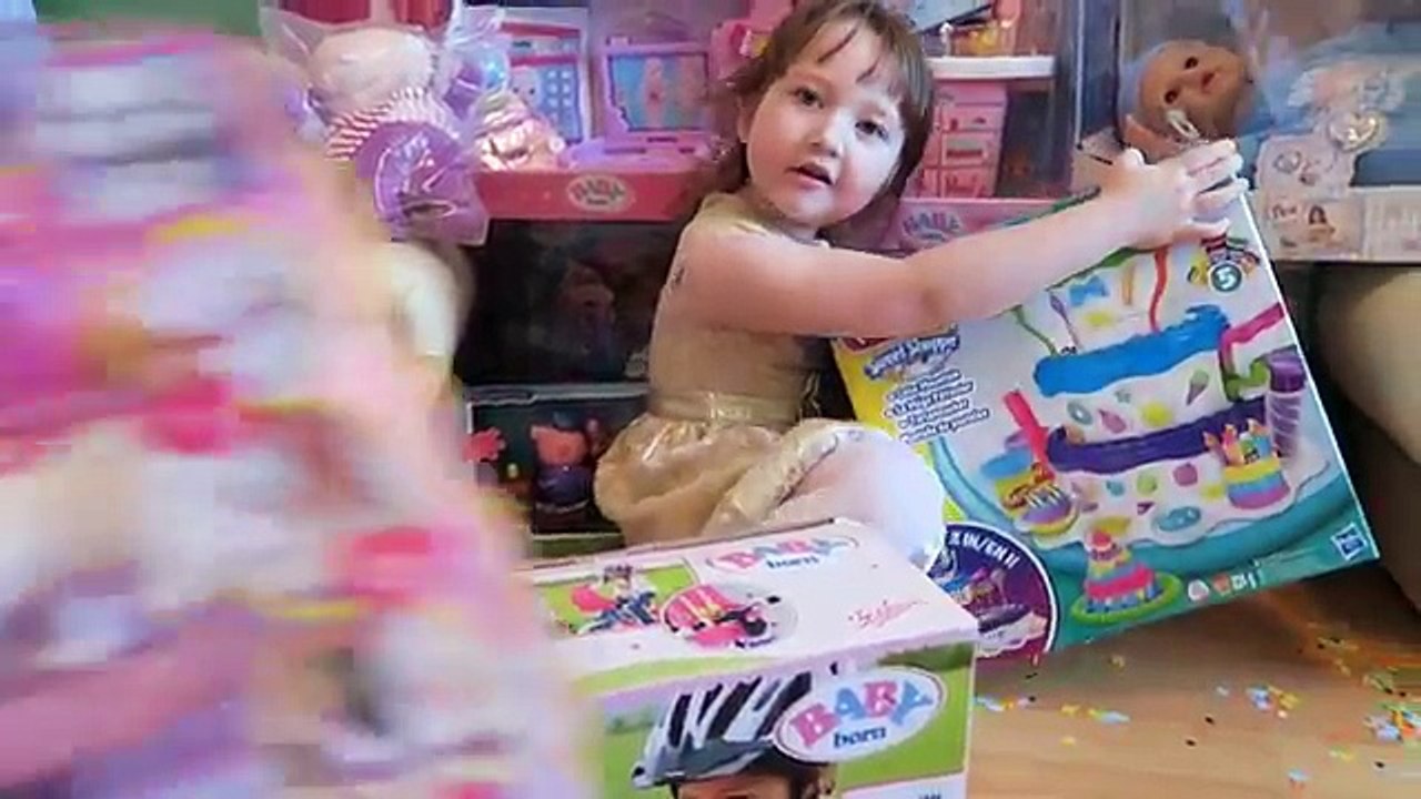 Машенькины подарки на ДЕНЬ РОЖДЕНИЯ Birthday presents