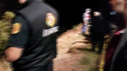 Artvin'in Şavşat ilçesinde derede kaybolan 3 şahsı arama çalışmaları sabahtan itibaren tekrar başlayacak
