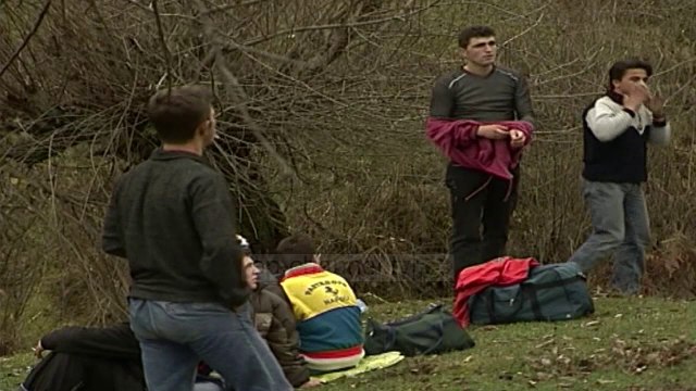 Në Shkodër, aty ku malazezët duan gardh me gjemba - Top Channel Albania - News - Lajme