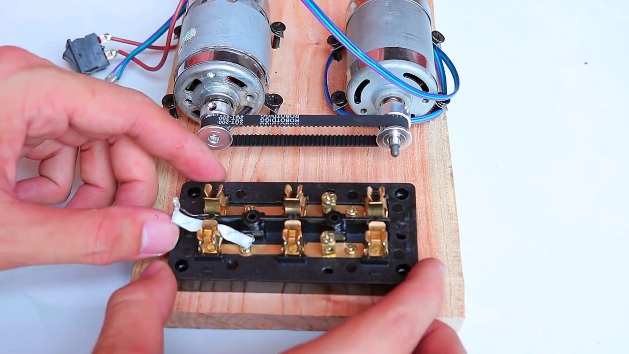 How to Make 220V Generator dynamo