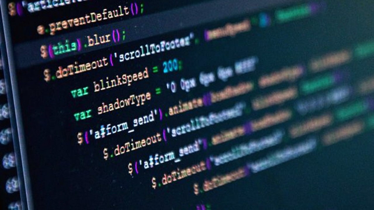 Tự học lập trình từ 5 đấu trường code hàng đầu thế giới