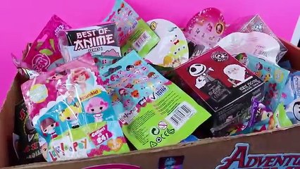 Скачать видео: Giant Surprise Toys Blind Bag Box 13 / Shopkins, Disney, Hello Kitty, Tsum Tsum, Frozen Fashems