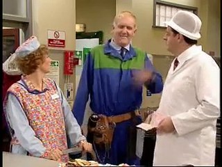 Dinnerladies S02E05 BBC Gamble