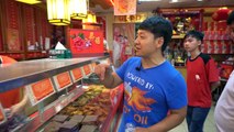 MIND BLOWING Street Food in CHINATOWN Kuala Lumpur Malaysia