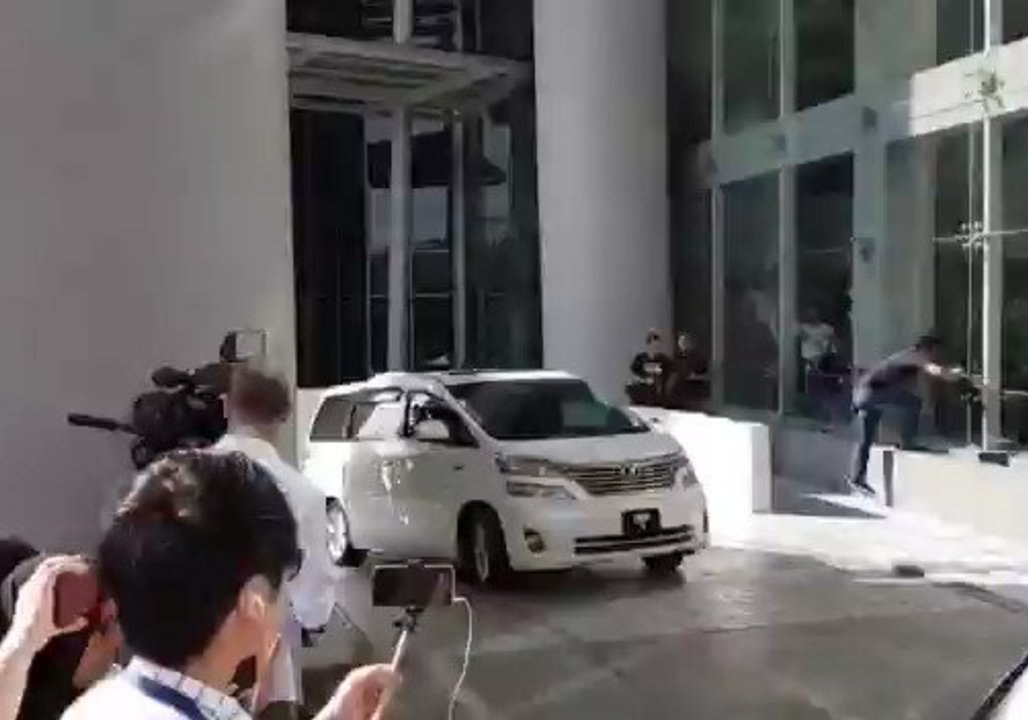 Former Prime Minister Najib Razak Questioned by Anti-Corruption Commission