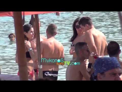 Dsquared 2 to be seen in Mykonos again! Ξαναχτύπησαν οι Dsquared2 στη κοσμοπολίτικη Μύκονο!