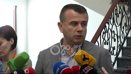 Ora News - 613 kg kokainë, Balla: Prisni në ditët në vijim, Basha në një valle të rrezikshmevalle