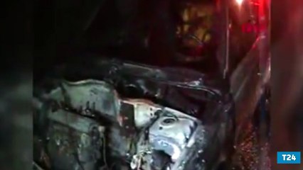 Aydında yavru köpek yangından son anda kurtarıldı