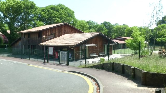 Il lui a mis la main dans la culotte et lui a tripoté les fesses , la mère d'une victime d'actes de pédophilie témoigne