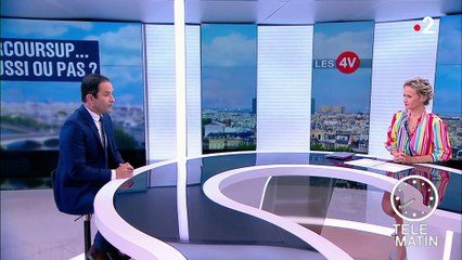 Parcoursup : Benoît Hamon dénonce la "violence symbolique" subie par les futurs bacheliers en attente d'affectation
