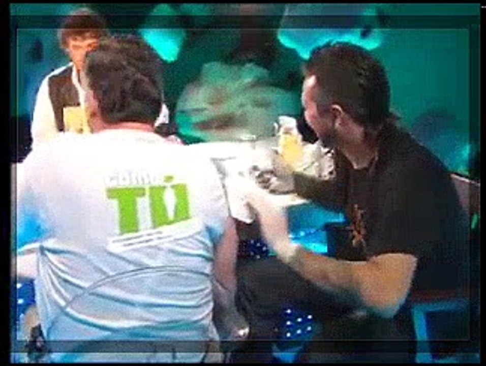 Risitas se hace un TATUAJE en directo
