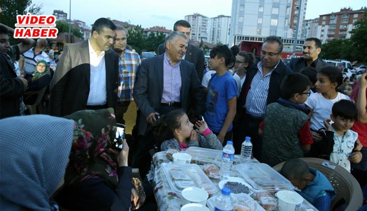 (22 Mayıs 2018) BAŞKAN BÜYÜKKILIÇ  KEYKUBAT HALKI İLE İFTARDA BİR ARADA