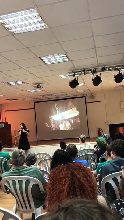 שורשים נפגשו