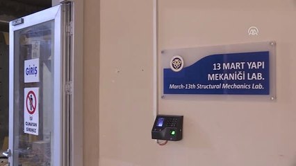 Üniversiteliler Gazze'deki Katliama Kanolarla Dikkati Çekti