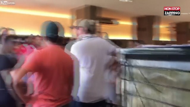 Hors service, un policier tire deux balles sur un homme avec qui il se disputait (Vidéo)