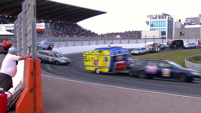 VÍDEO: Carrera de caravanas de Red Bull en Zandvoort