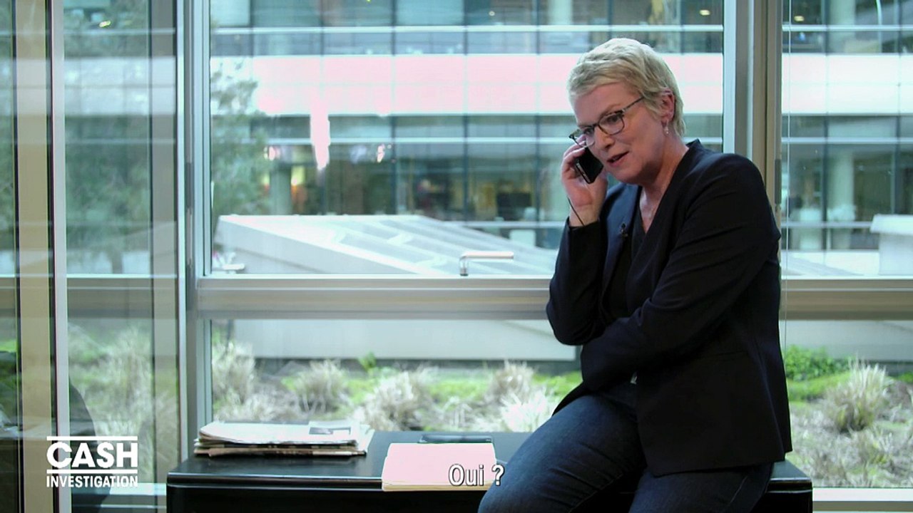 Quand "Cash Investigation" tente d'interroger l'ex-président sur l'affaire libyenne - VIDEO