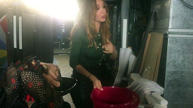 TPMP : Quand Nabilla fait un shampoing à Isabelle Morini-Bosc pendant la pub (Exclu Vidéo)