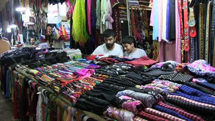 Gündüz sıcaktan kaçanlar akşam serininde tarihi mekanlara akın ediyor